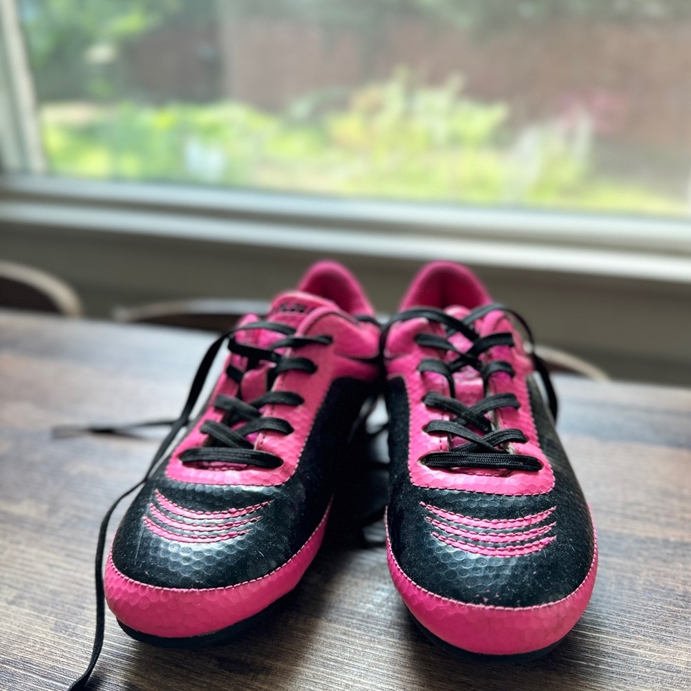 Girls 13C Pink Vizari Soccer Cleats